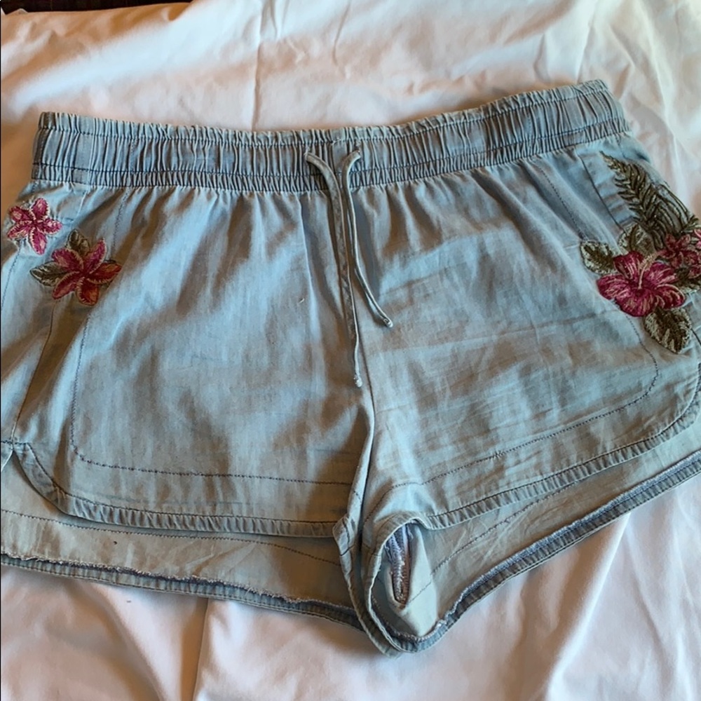 Cute shorts to use over swimsuits/for the beach!